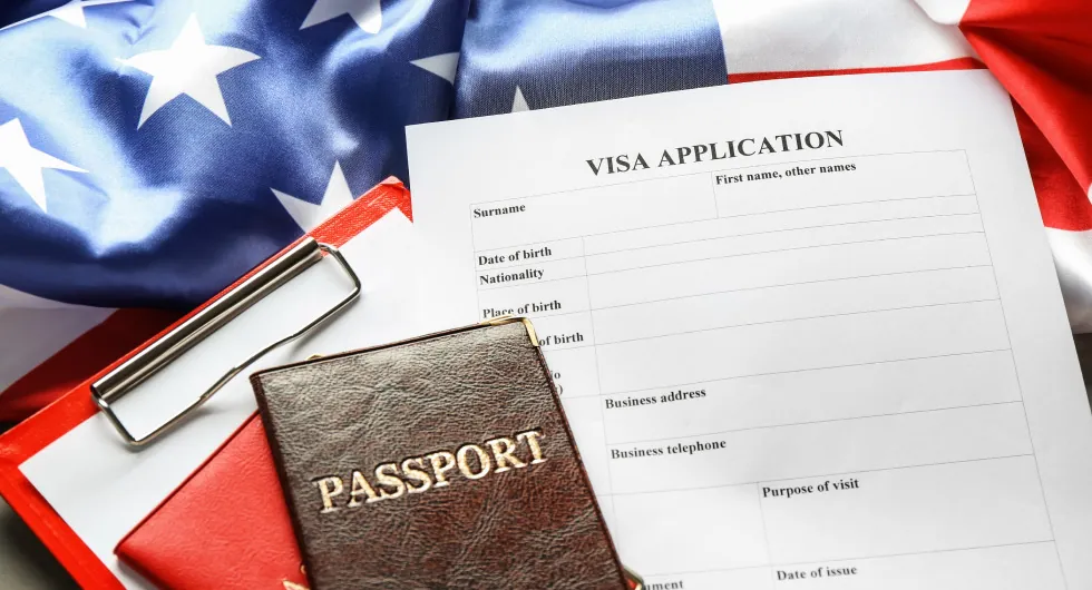 Kiểm tra xem bạn có đáp ứng các yêu cầu của visa Mỹ diện L1 hay không.