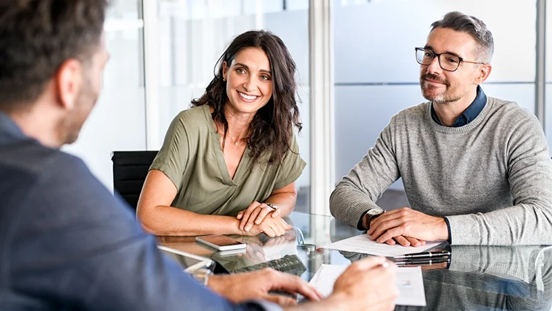 UOM – Đối tác chiến lược trên hành trình định cư Mỹ UOM – Đối tác chiến lược trên hành trình định cư Mỹ